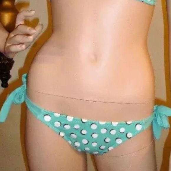 New Victoria’s Secret bikini size S/XS - Picture 4 of 4